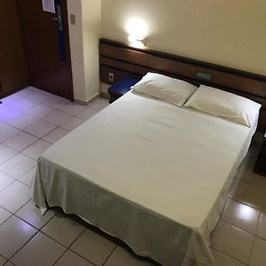 Oft Plaza Oeste Hotel